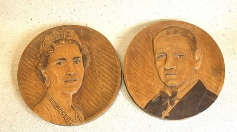 Træ relief af Fr.IX og Ingrid Træ relief af Fr.IX og Ingrid