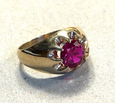 Cocktail ring i guld Cocktail ring i guld