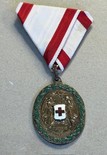 strig Ungarn Rde Kors medalje