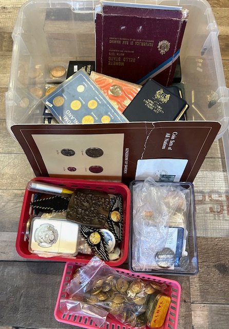 Oprydning, Diverse udenlandske mønter tokens mm. Oprydning, Diverse udenlandske mønter tokens mm.