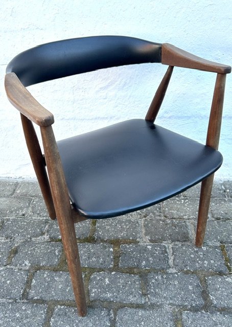 Teak armstol